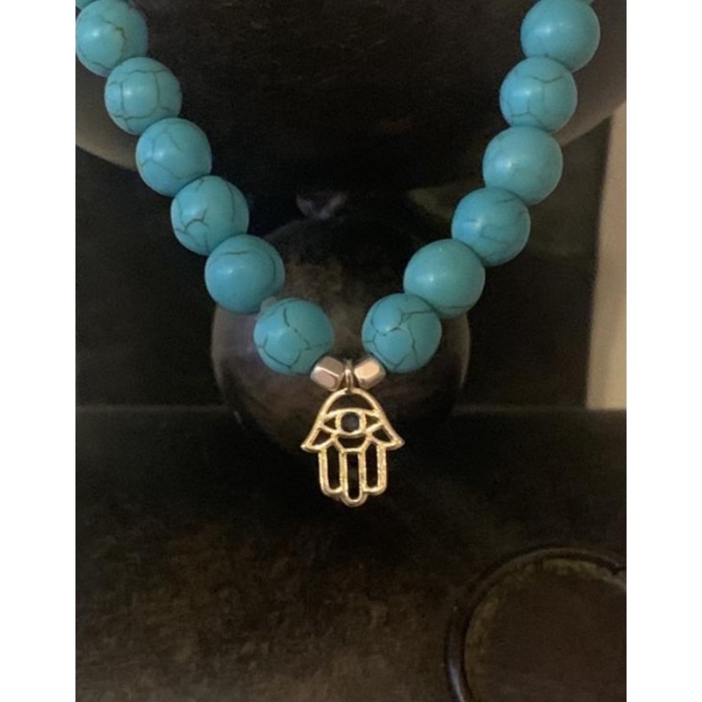 7” Turquoise Howlite Hamsa Bracelet